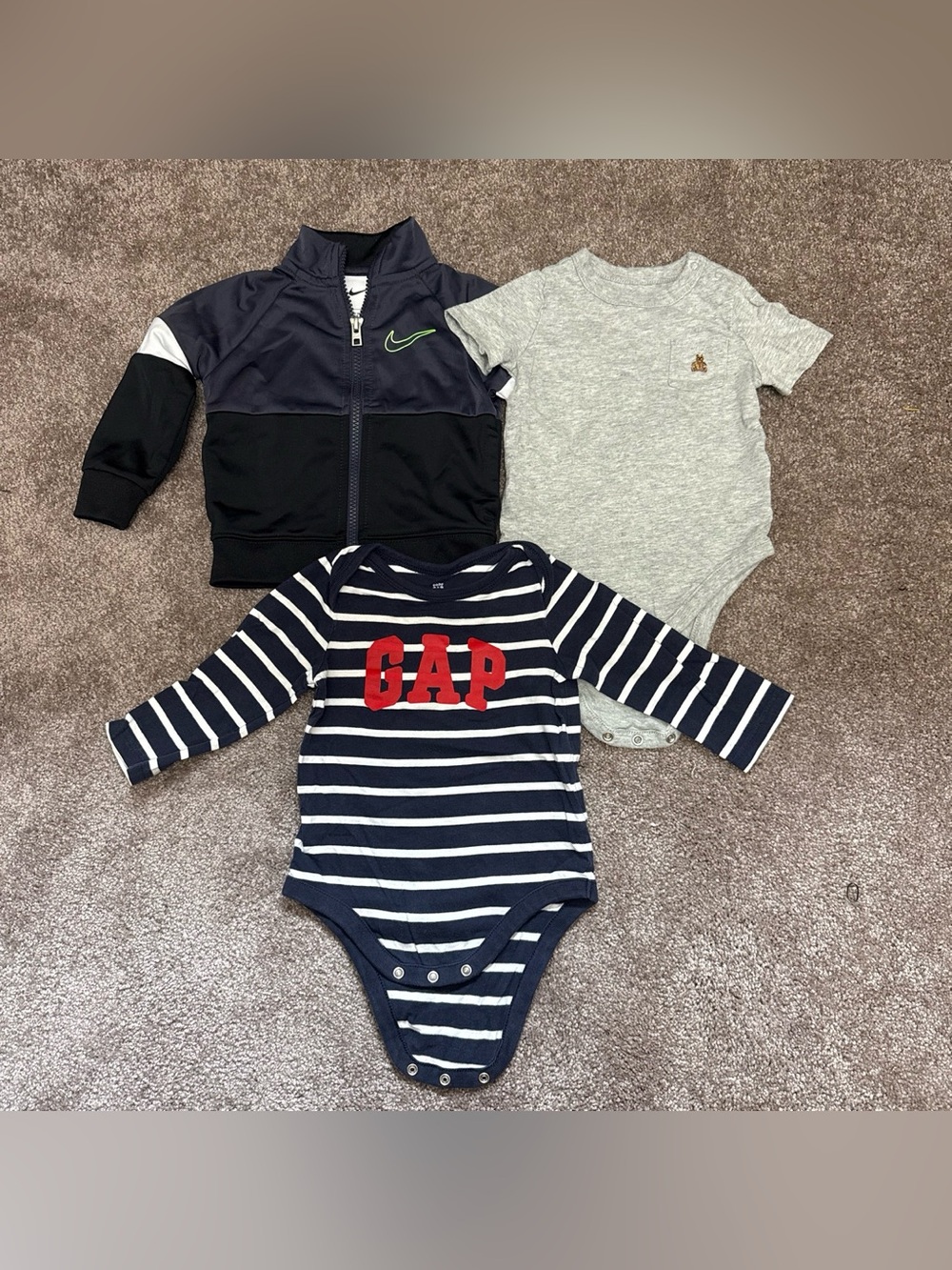 NIKE & BABY GAP - Baby boy LOT 6-12 months ✨